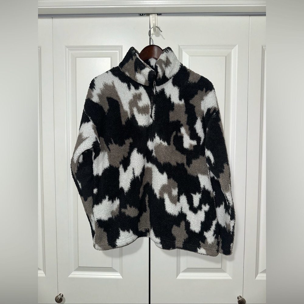Eddie Bauer Lightweight Animal Print Longsleeve Fleece XL